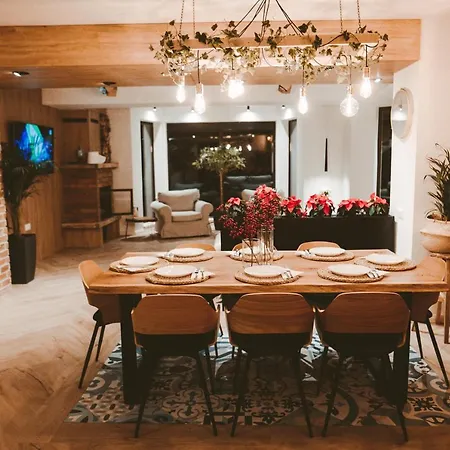 Guest house Casa Din Gradina *