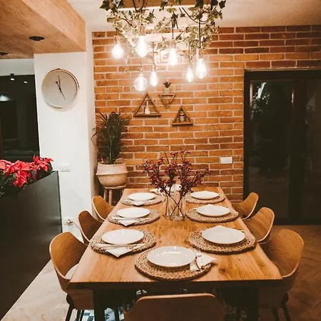 Casa Din Gradina