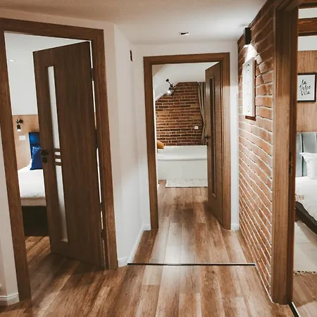 Casa Din Gradina